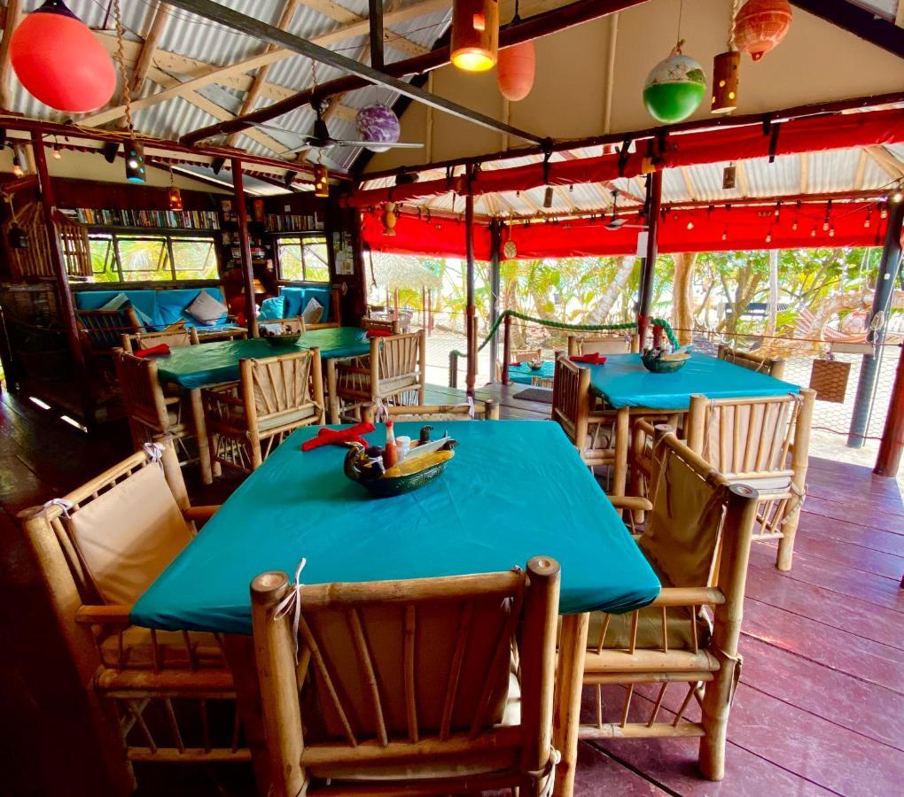 Little Corn Island Beach And Bungalow Exteriér fotografie