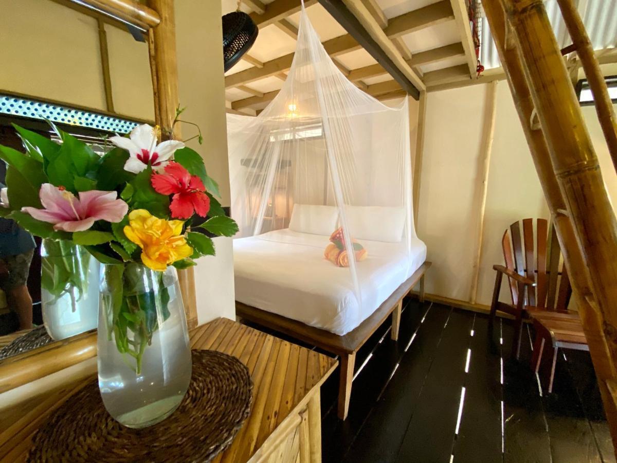 Little Corn Island Beach And Bungalow Exteriér fotografie